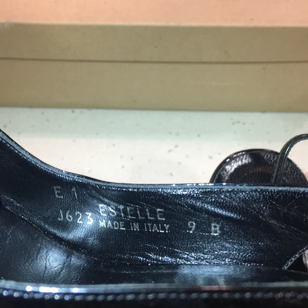 Black leather shoes made in Italy. - Picture 8 of 8
